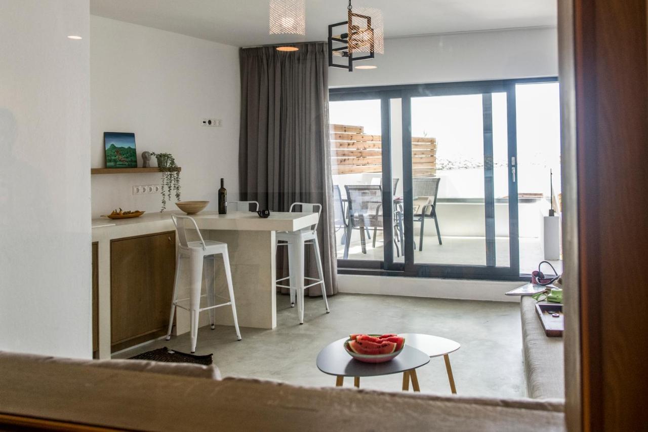 Isalos Sea View Studios Kokkinos Pyrgos Exterior foto
