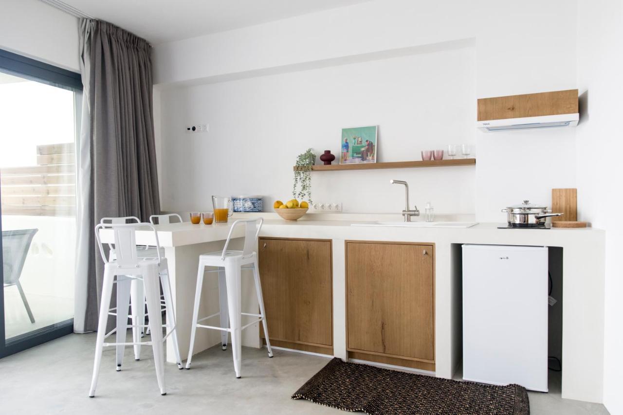 Isalos Sea View Studios Kokkinos Pyrgos Exterior foto