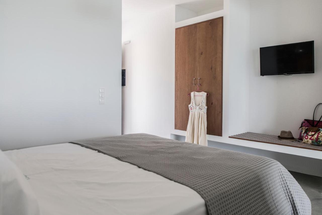 Isalos Sea View Studios Kokkinos Pyrgos Exterior foto