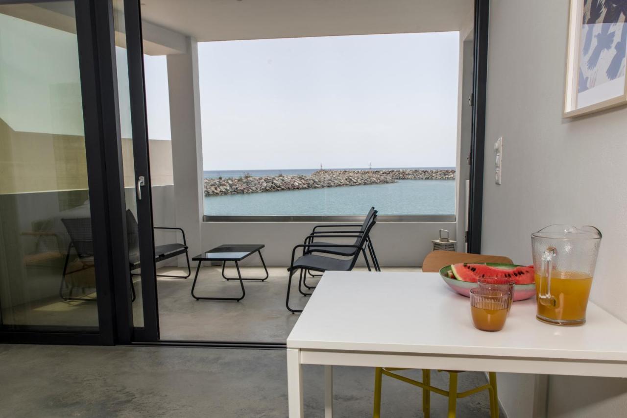 Isalos Sea View Studios Kokkinos Pyrgos Exterior foto
