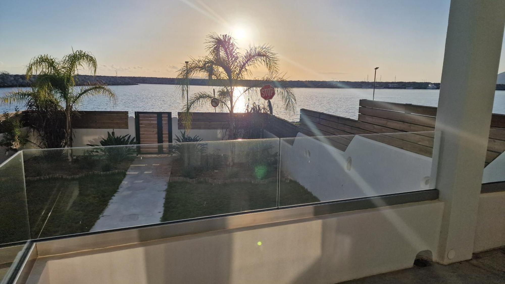 Isalos Sea View Studios Kokkinos Pyrgos Exterior foto